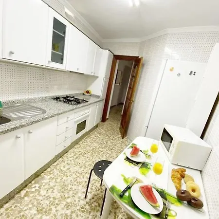 En El Centro Amplio Y Confortable Apartment