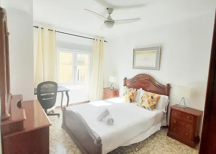 Appartement En El Centro Amplio Y Confortable *