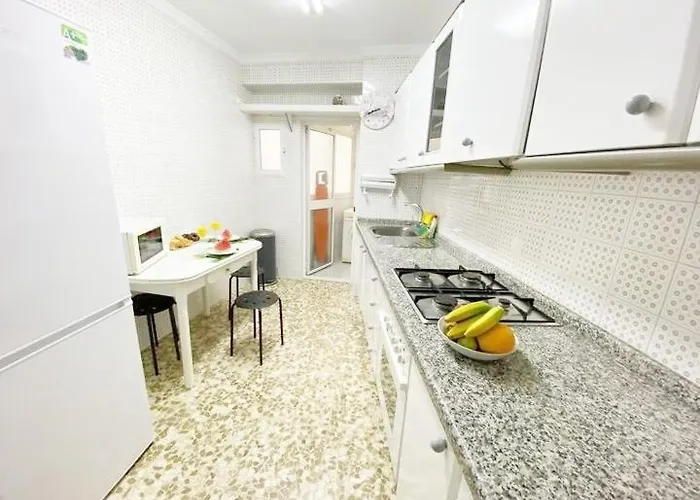 Appartement En El Centro Amplio Y Confortable *